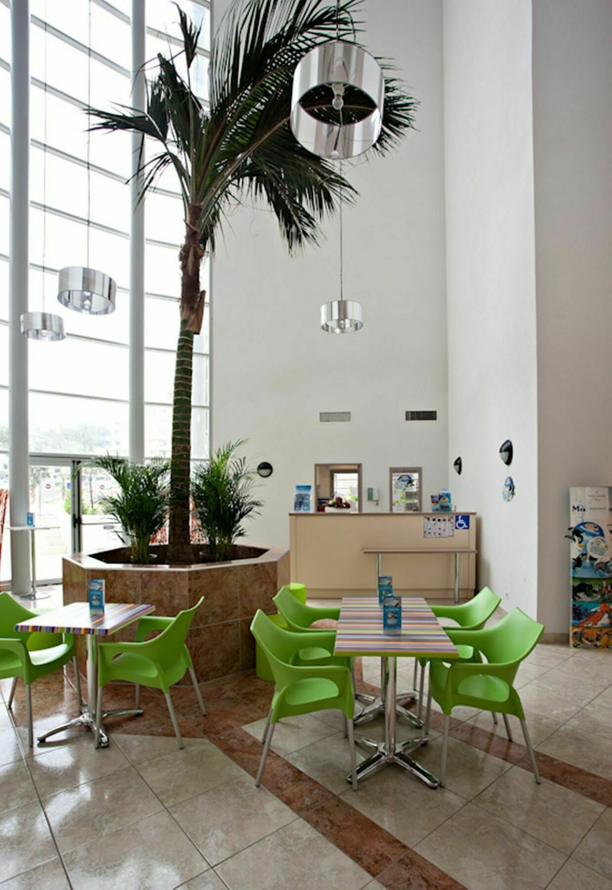 Vacanceole - Le Crystal 2* Cagnes-sur-Mer